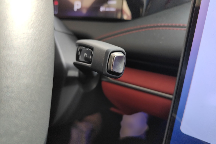 小米汽车 小米SU7 2024款 四驱超长续航高阶智驾Max版局部细节18