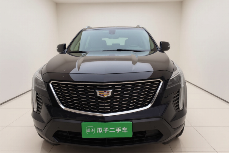 凯迪拉克XT4 2018款 28T 两驱技术型车身外观2