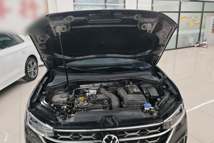 大众 探岳 2024款 300TSI 两驱豪华Plus进阶版机舱底盘24