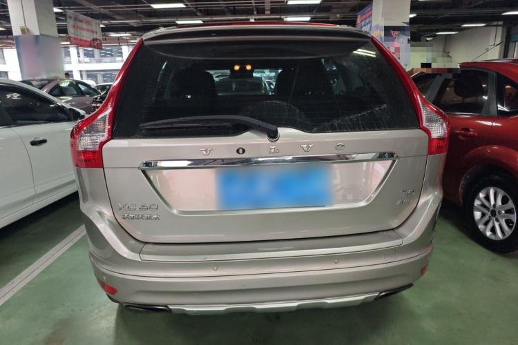 沃尔沃XC60 2016款 T5 AWD 智远版车身外观6
