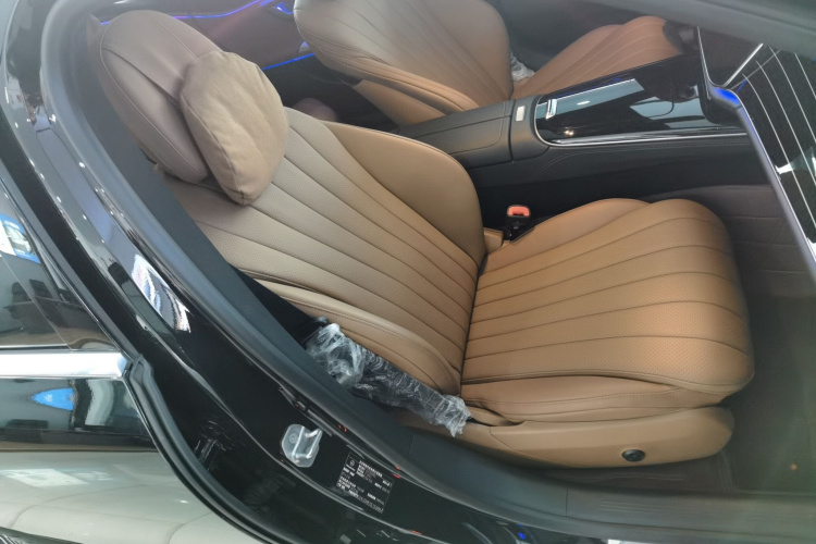 奔驰E级 2025款 E 260 L车身外观6006