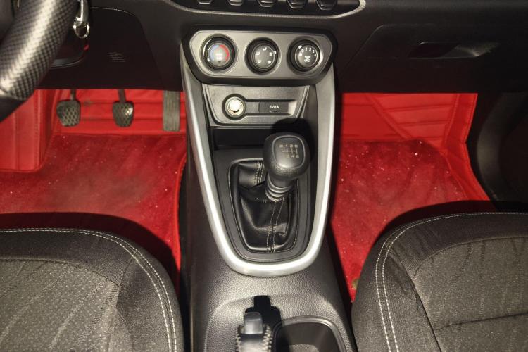 宝骏510 2021款 1.5L 手动劲享型局部细节18