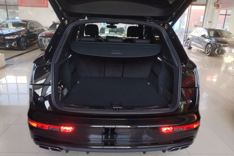 奥迪Q5L 2024款 40 TFSI 豪华动感型局部细节23