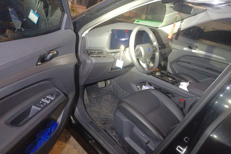 福特 领睿 2023款 EcoBoost 170 畅领型中控内饰20