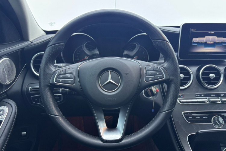 奔驰C级 2018款 C 180 L 时尚型运动版局部细节13