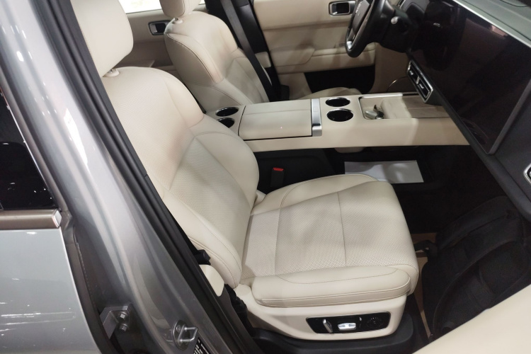 理想汽车 理想L8 2023款 Max局部细节41