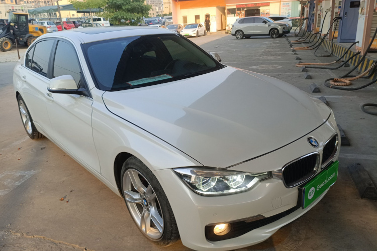 宝马3系 2017款 320Li 时尚型车身外观3