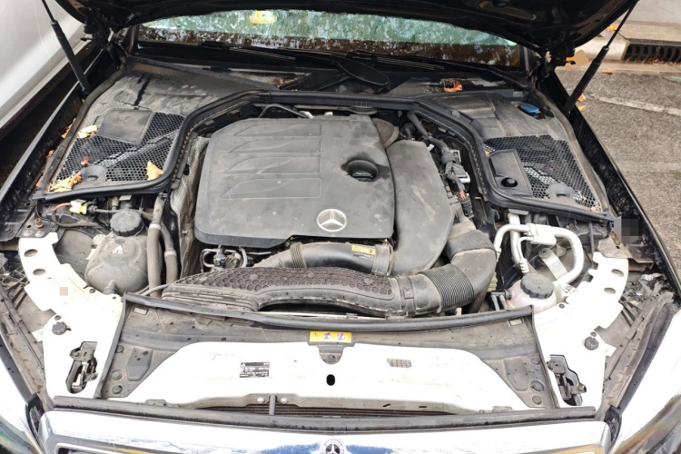 奔驰C级 2019款 C 260 L局部细节24