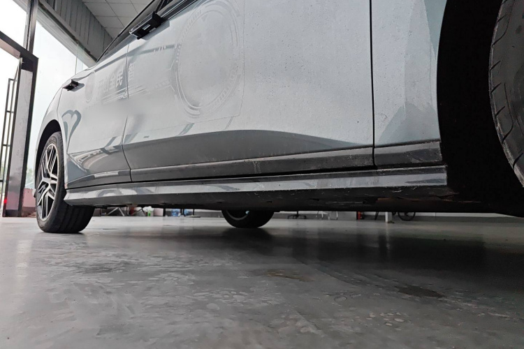 比亚迪 汉L 2025款 DM-p 四驱激光雷达旗舰型局部细节9001