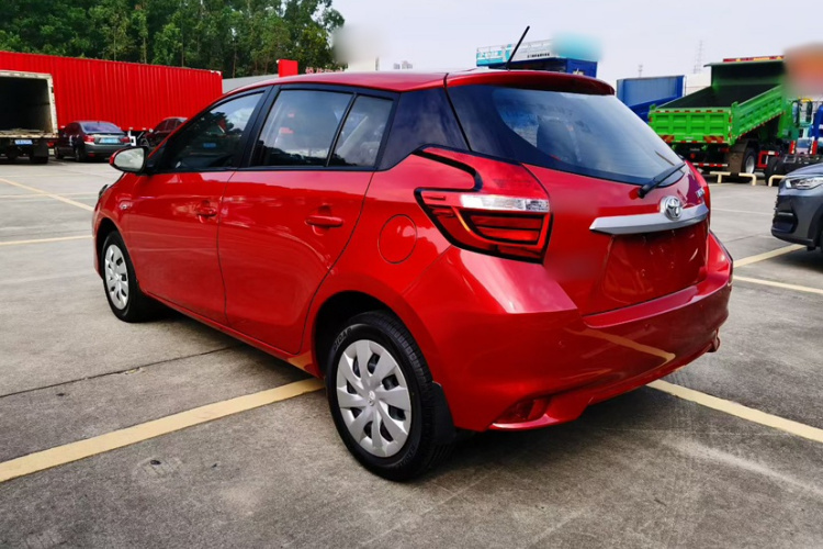 丰田 威驰FS 2017款 1.5L CVT锋驰版车身外观6002