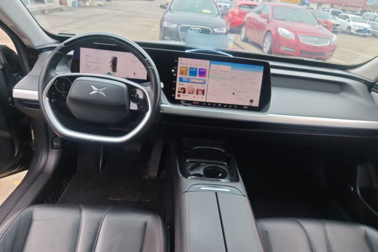 小鹏P7 2022款 480N+中控内饰7002