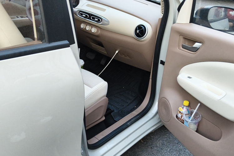 五菱汽车 宏光MINIEV 2025款 四门版 进阶款局部细节9005