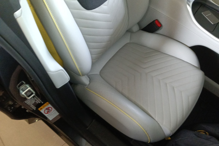 阿维塔11 2023款 长续航单电机版 5座局部细节41