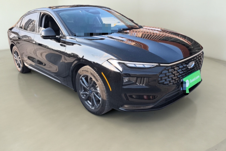 福特 蒙迪欧 2025款 2.0T EcoBoost 豪华型车身外观3