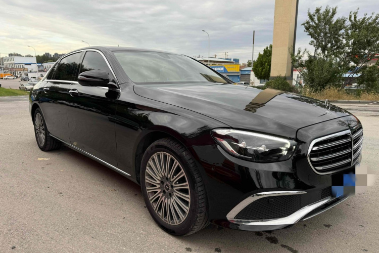 奔驰E级 2023款 改款 E 300 L 时尚型车身外观6003