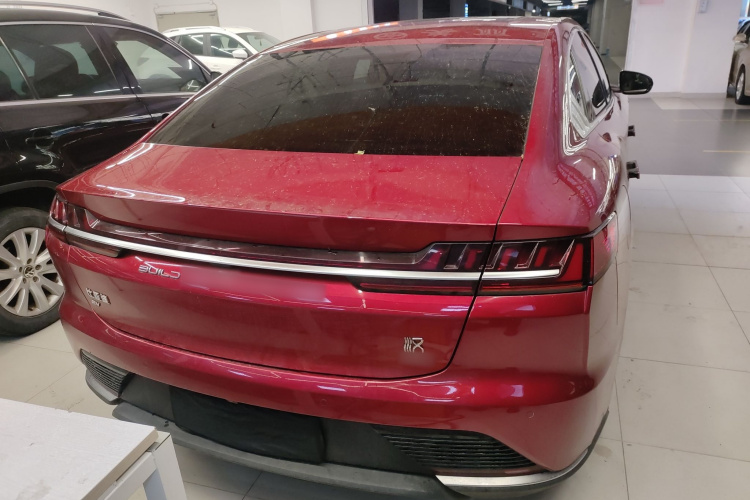 比亚迪 汉 2020款 EV 四驱高性能版旗舰型车身外观6