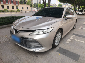 丰田 凯美瑞 2018款 2.0G 豪华版