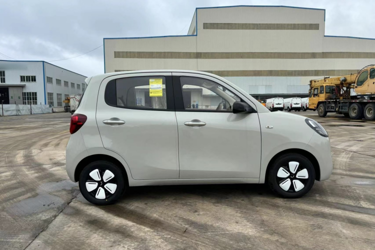 五菱汽车 宏光MINIEV 2025款 四门版 进阶款车身外观6007