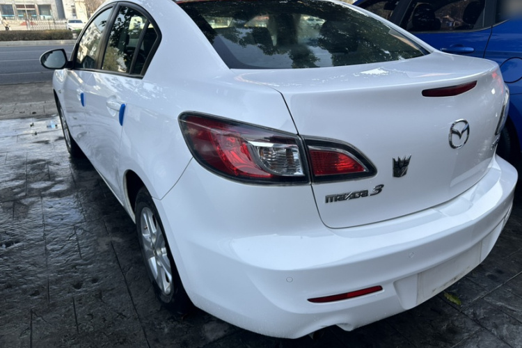 马自达3星骋 2013款 三厢 1.6L 自动精英型车身外观6003