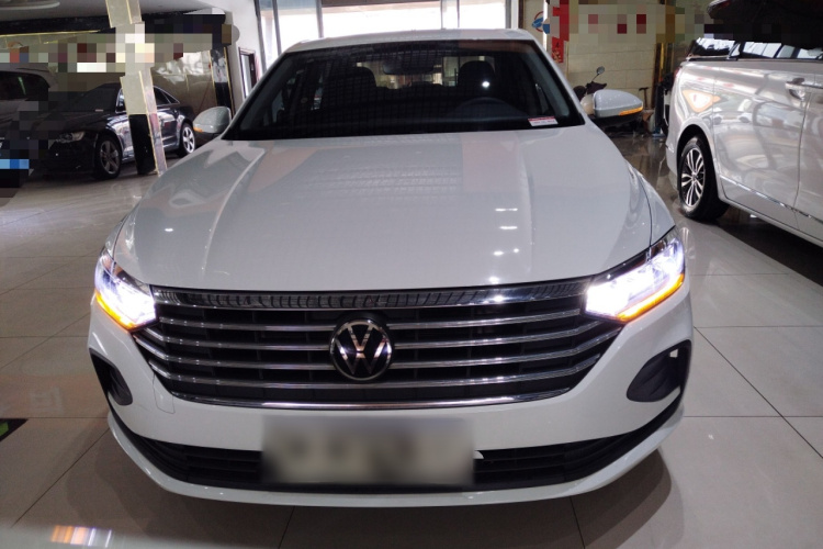 大众 朗逸 2023款 1.5L 自动得逸版车身外观2