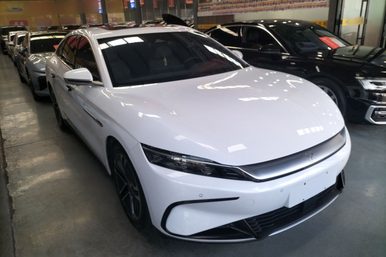 比亚迪 汉 2023款 EV 冠军版 605KM前驱尊贵型车身外观6002