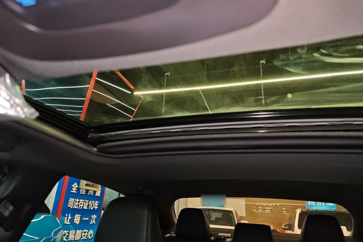 丰田 亚洲龙 2019款 2.0L 豪华版 国VI中控内饰22