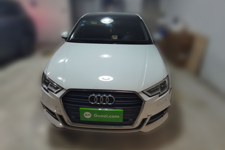 奥迪A3 2018款 30周年年型 Limousine 35 TFSI 时尚型车身外观6001