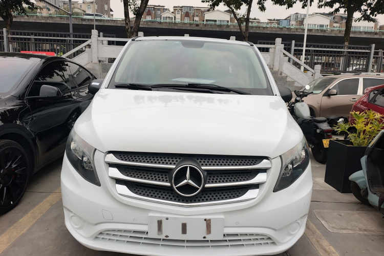 奔驰 威霆 2016款 2.0T 商务版车身外观6001