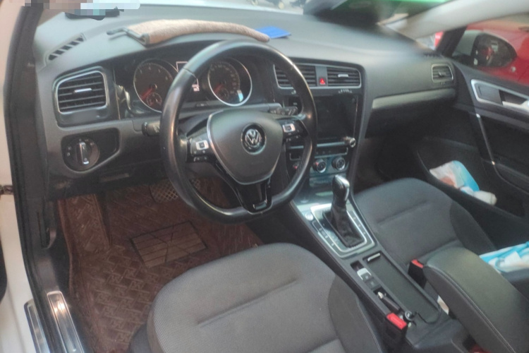 大众 高尔夫 2020款 挚爱版 280TSI DSG舒适型中控内饰12