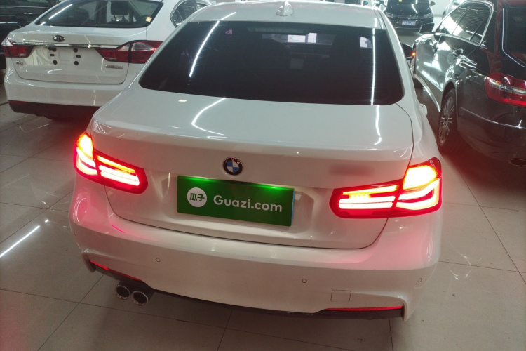 宝马3系 2018款 320i M运动套装车身外观6