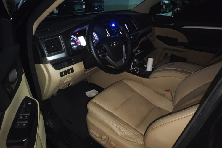 丰田 汉兰达 2015款 2.0T 四驱豪华版 7座中控内饰20