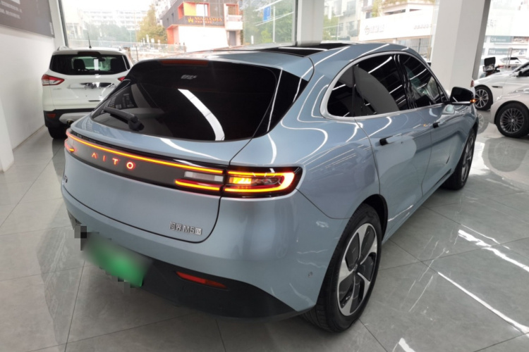 鸿蒙智行 问界M5 2022款 纯电后驱标准版车身外观6005