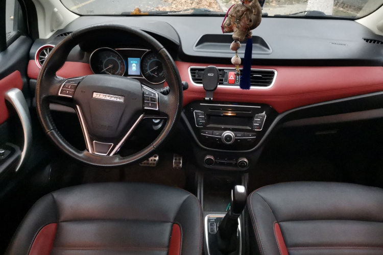 哈弗H1 2016款 蓝标 1.5L AMT都市型中控内饰12