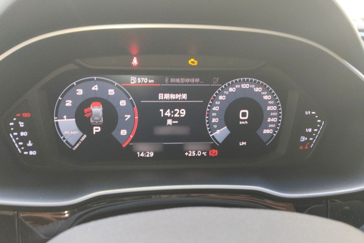 奥迪Q3 2019款 35 TFSI 进取动感型局部细节14
