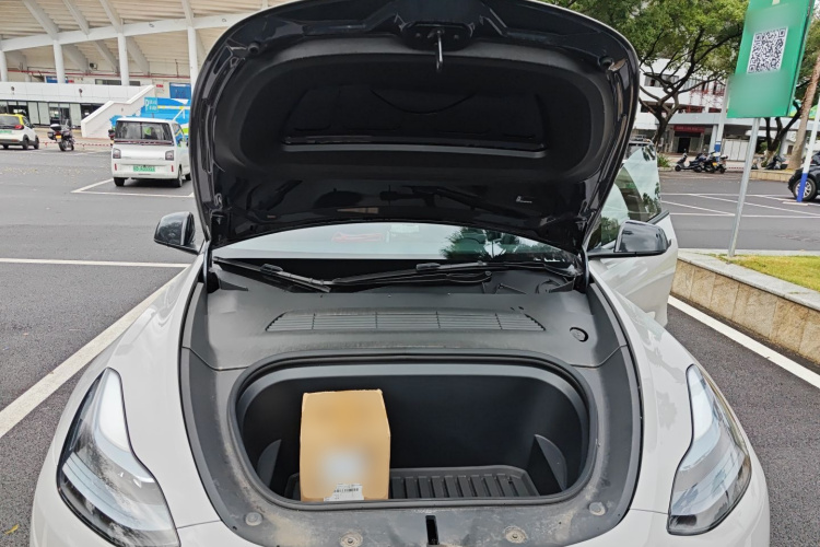 特斯拉 Model Y 2024款 后轮驱动版局部细节24