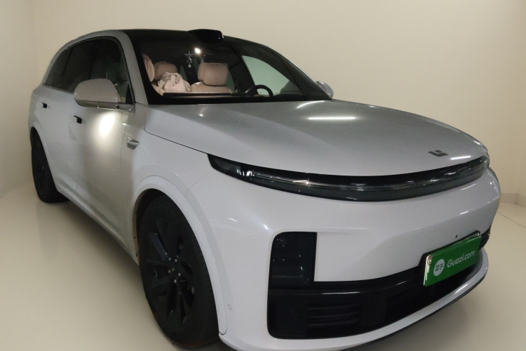 理想汽车 理想L7 2023款 Max车身外观3