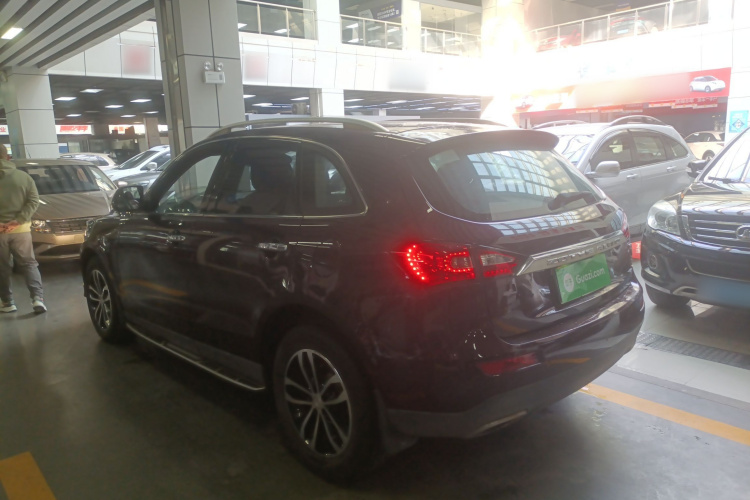 众泰T600 2015款 2.0T DCT尊贵型车身外观4