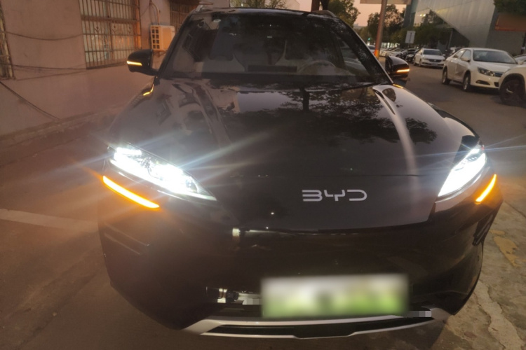 比亚迪 宋PLUS新能源 2025款 EV 智驾版 605km 旗舰型车身外观6001