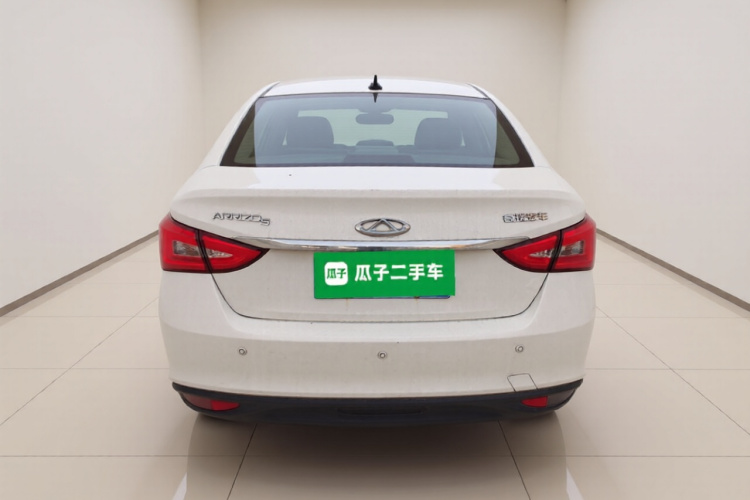 奇瑞 艾瑞泽5 2016款 1.5L 手动领潮版车身外观6