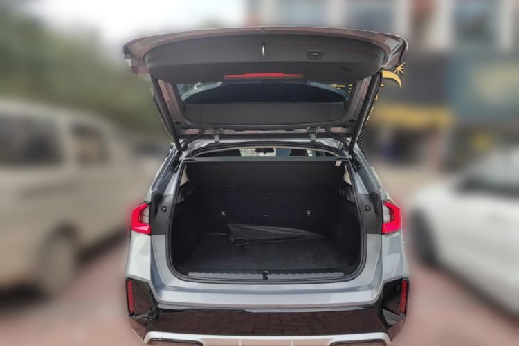 宝马X1 2023款 sDrive25Li M运动套装中控内饰23