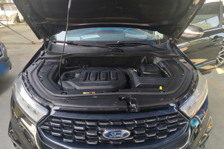 福特 2020款 领界S EcoBoost 145 CVT铂领型机舱底盘24