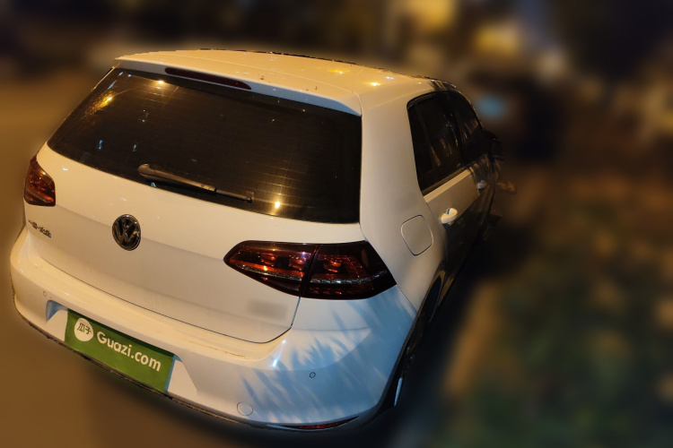 大众 高尔夫 2017款 1.6L 自动舒适百万辆纪念版车身外观7