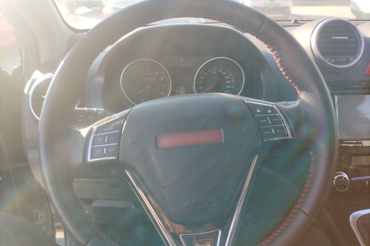 哈弗H6 2014款 升级版 1.5T 手动两驱精英型中控内饰13