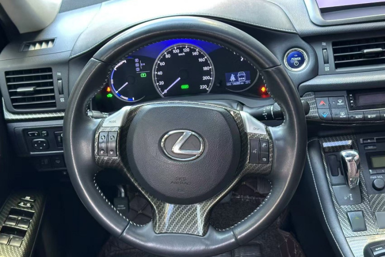 雷克萨斯CT 2013款 CT200h 舒适版中控内饰7003
