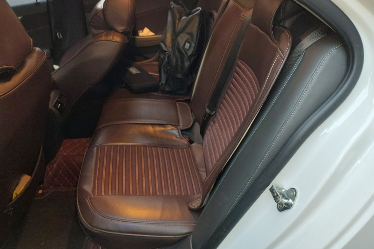 雪佛兰 迈锐宝 2018款 530T 自动豪华版中控内饰21