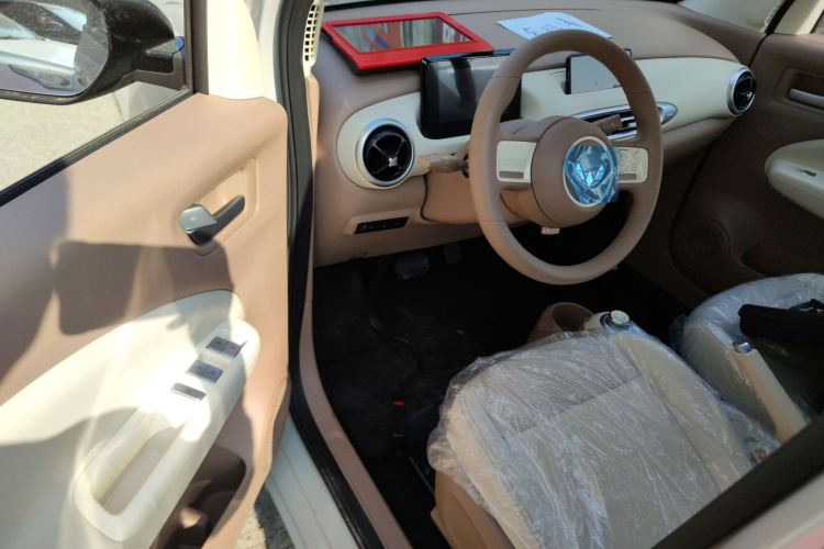 五菱汽车 宏光MINIEV 2025款 四门版 进阶款中控内饰20