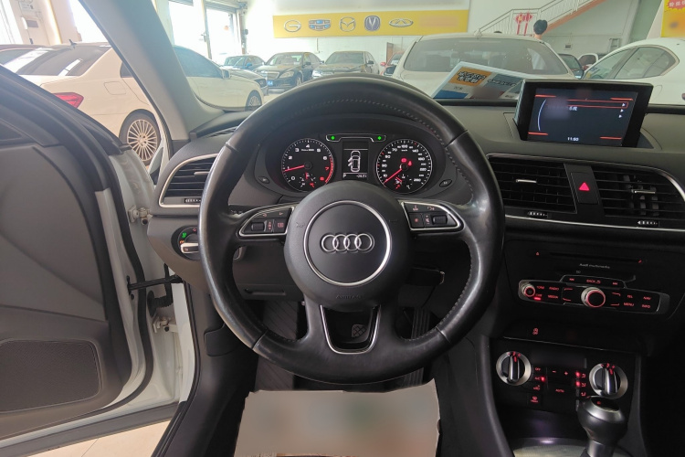 奥迪Q3 2015款 30 TFSI 舒适型局部细节13