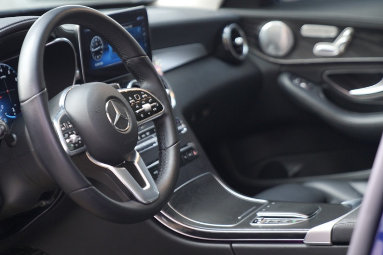 奔驰C级 2019款 改款 C 260 L 运动版车身外观6007