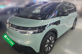 极氪MIX 2025款 长续航智驾版