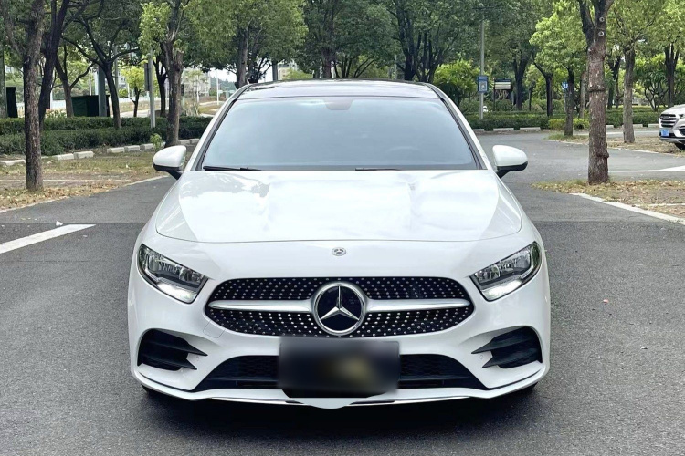 奔驰A级 2019款 改款 A 180 L 运动轿车车身外观6007